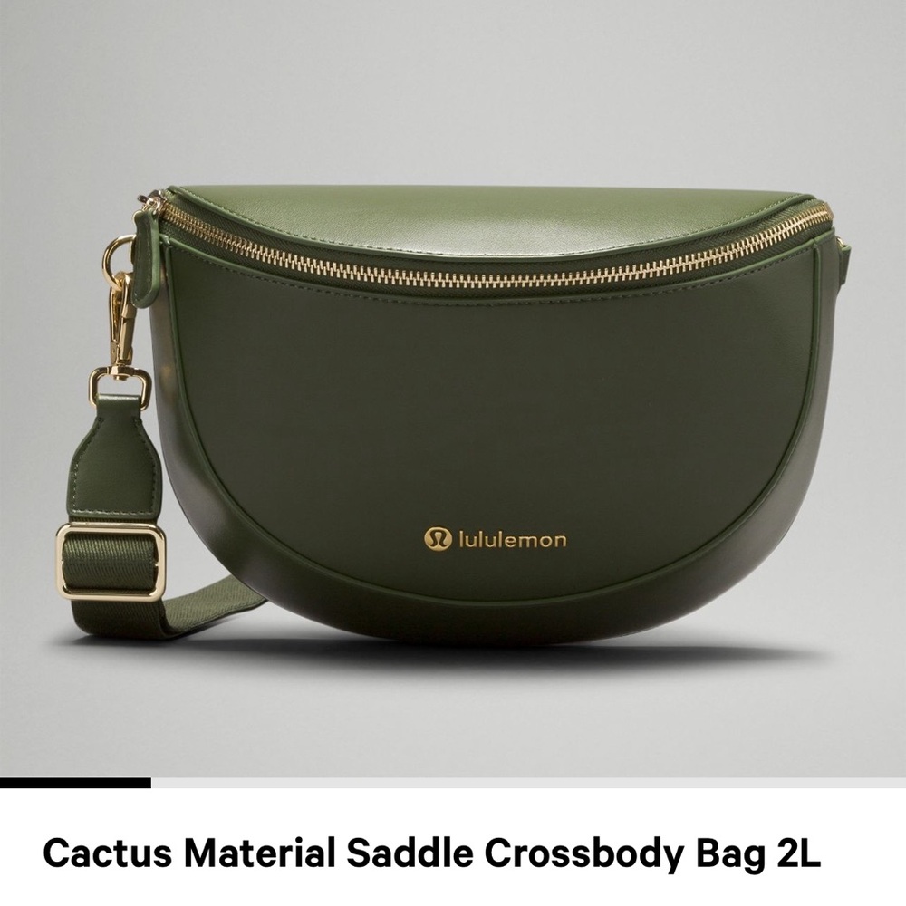 Lululemon Cactus Material Saddle Crossbody Bag 2L  Barracks Green/Gold